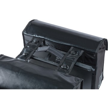 Dubbele fietstas basil mobiele fietsservice 2